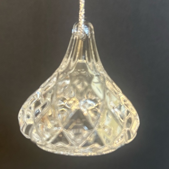 Boxed 1990 Jonal Full Lead Crystal Christmas Kiss Ornament Germany - Picture 1 of 8